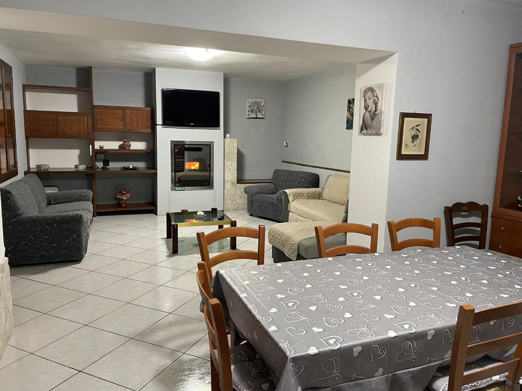 Casa Relax Villa San Donato Val di Comino Luaran gambar
